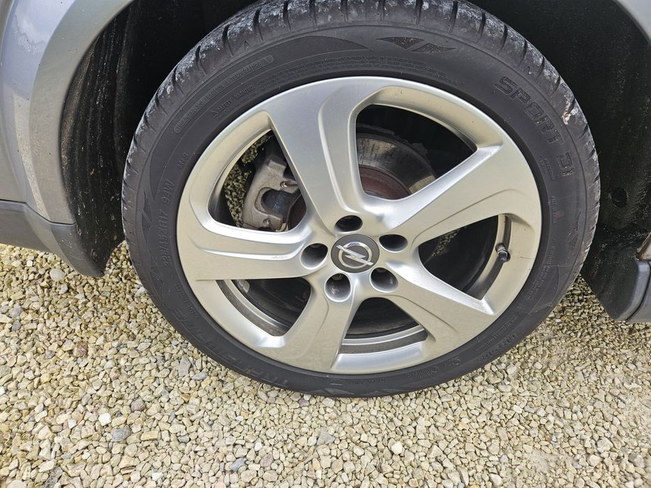 Felgi z oponami Opel