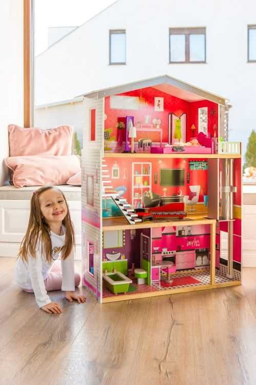 ogromny drewniany domek Barbie z windą dla lalek