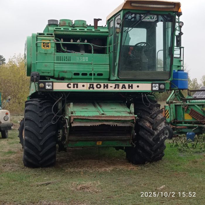 Комбайн Дон Лан 1500Б