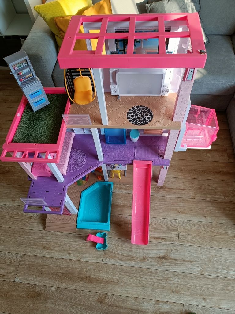 Domek Barbie DREAMHOUSE Deluxe