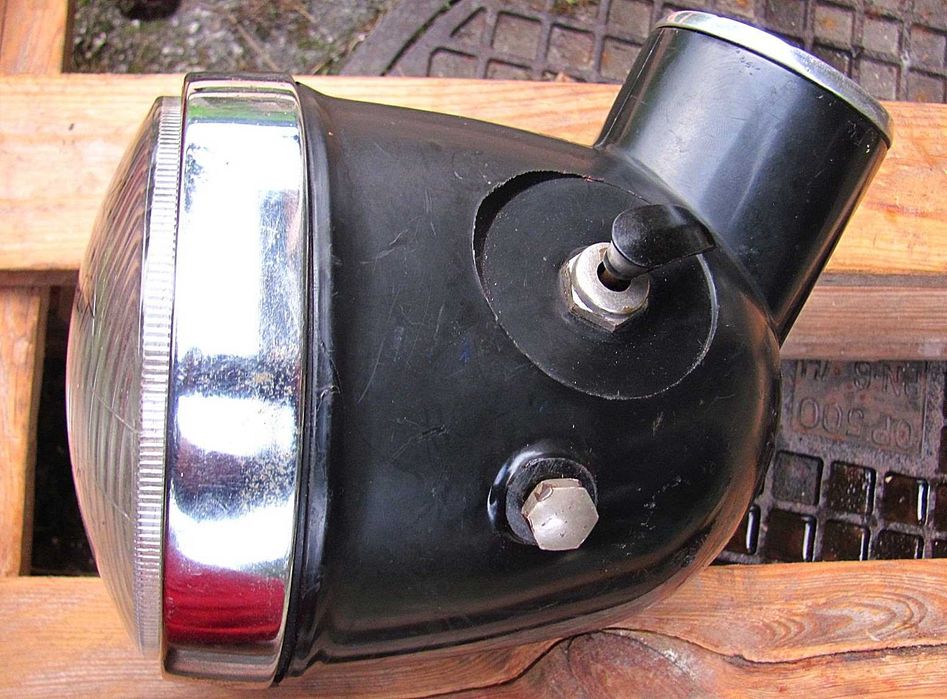 PRZEDNIA LAMPA WSK - Licznik Klosz Stacyjka Prostownik - Kompletna PRL