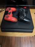 Playstation 4 slim
