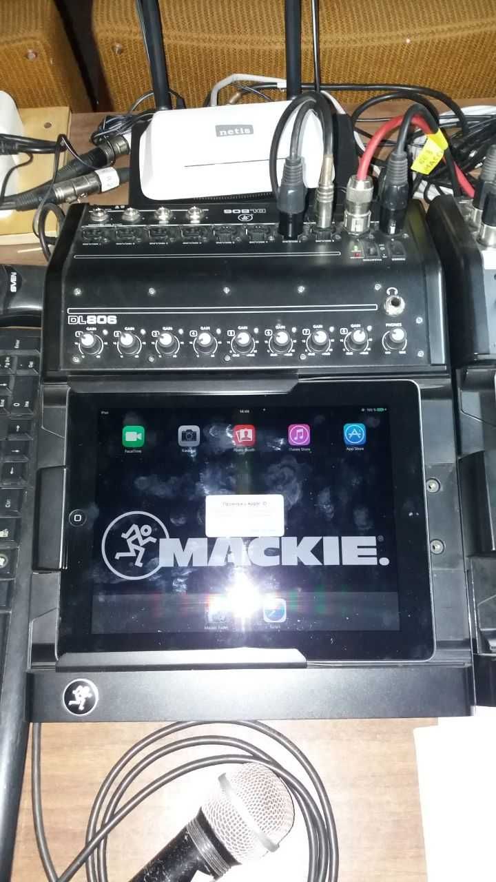 Цифровий мікшерний пульт MACKIE DL806+ Ipad