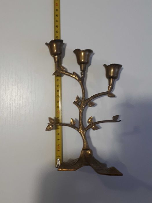 Świecznik mosiężny