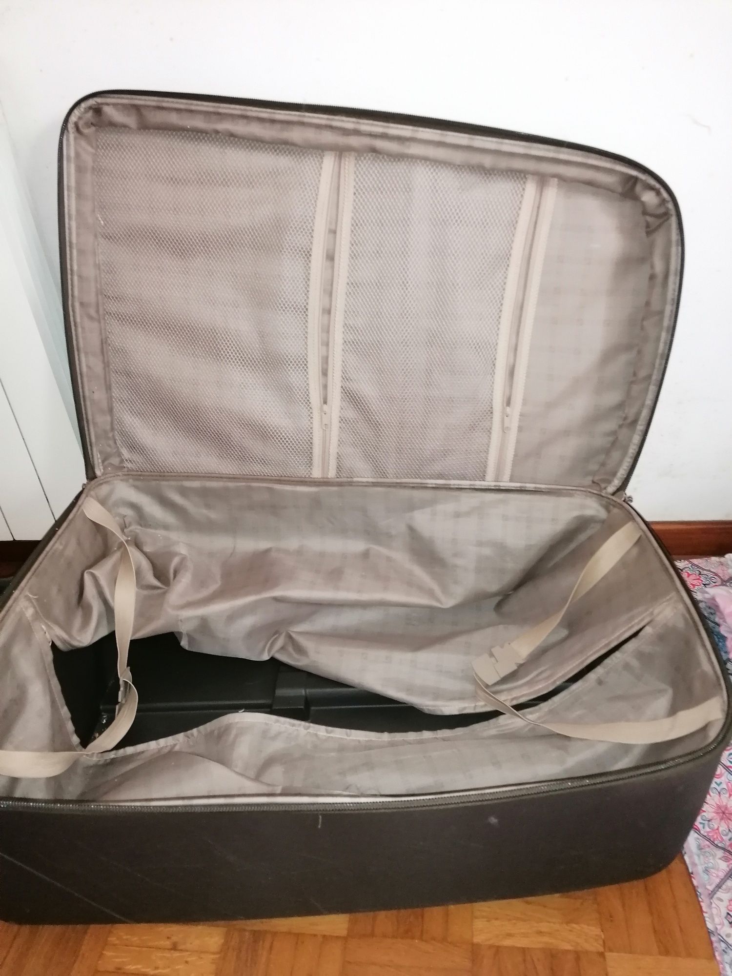 Mala de viagem grande