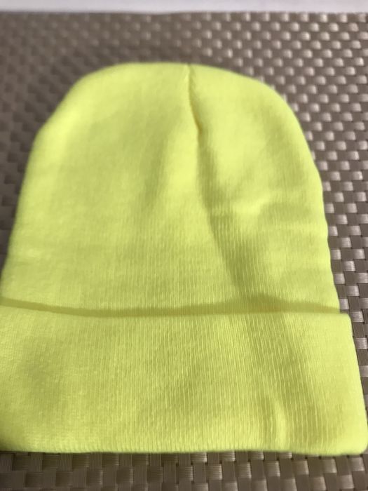 Czapka z napisem „BAD HAIR DAY” neonowy żółty - NOWA