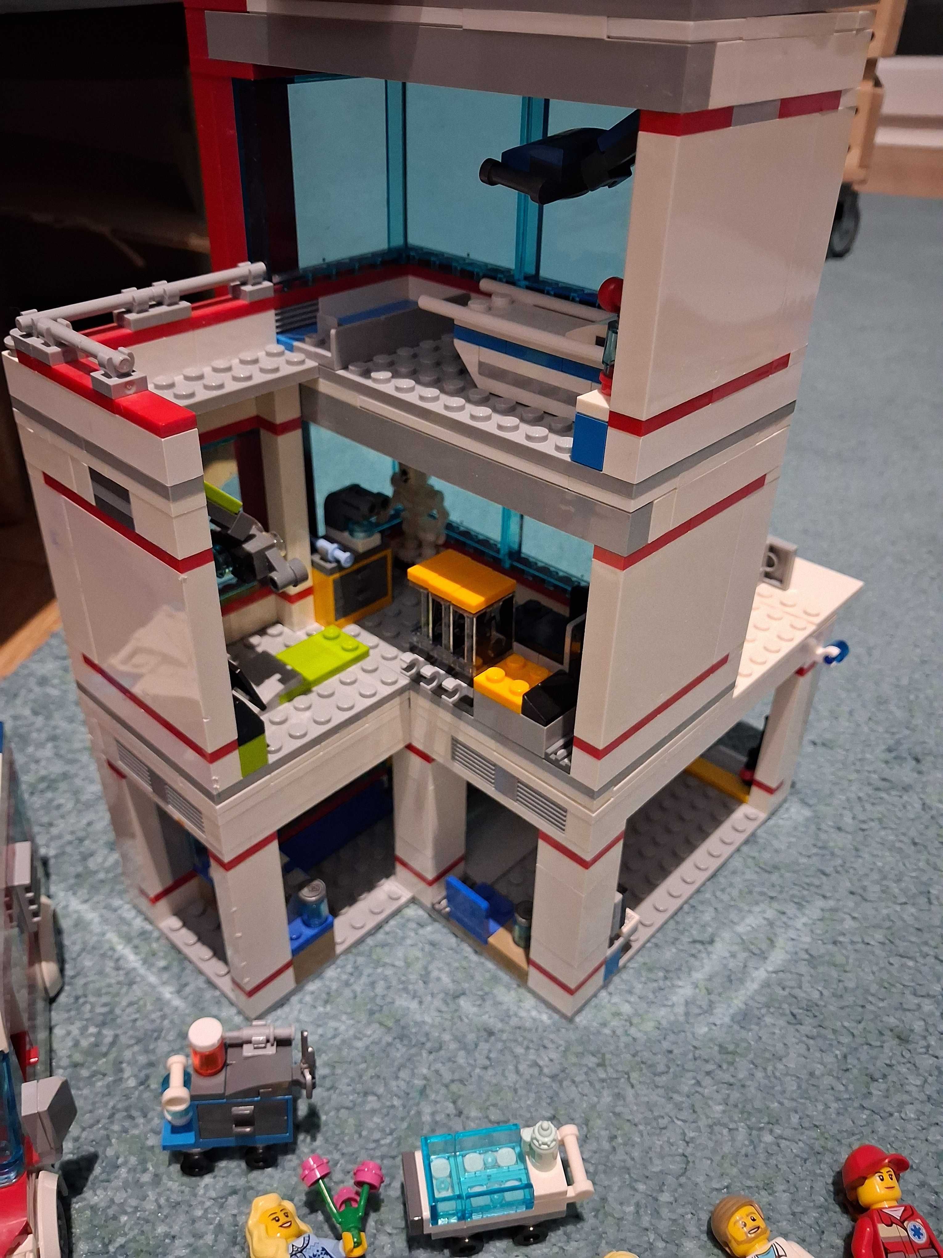 Zestaw Lego City szpital 60204