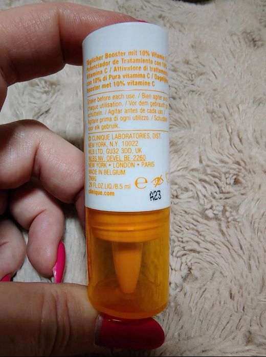 CLINIQUE Fresh Pressed – Booster z witaminą C 10% Zestaw dwóch fiollek