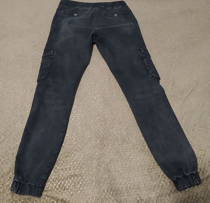 Джинси чорні на манжеті