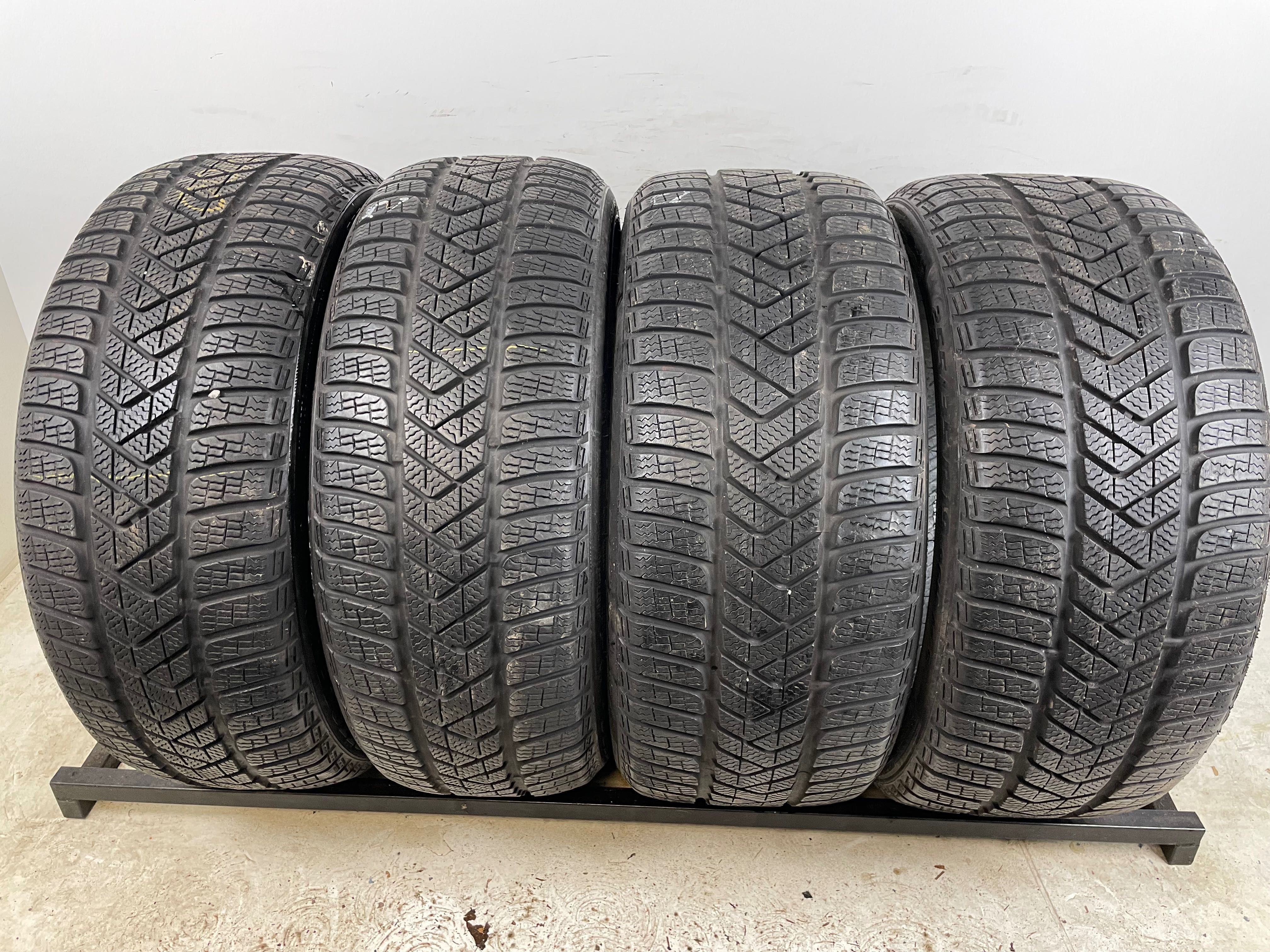 225/40R19 93H 255/35R19 96H Pirelli Sottozero 3 J