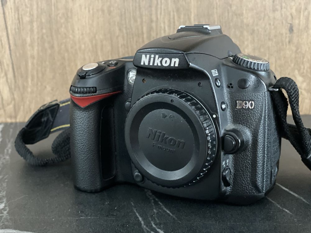 Фотоапарат Nikon d90