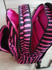 Plecak szkolny dziewczęcy dużo kieszeni i przegródek