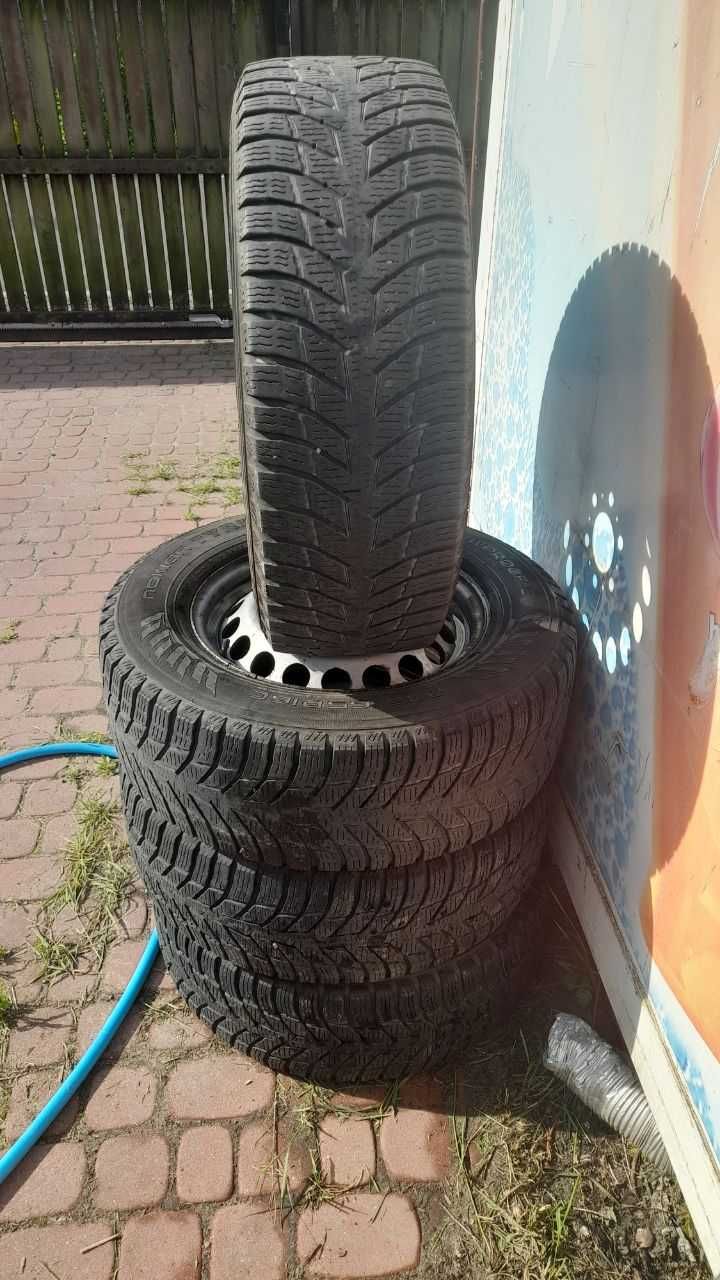 Koła od Mercedes Sprintera 235/65/16C,