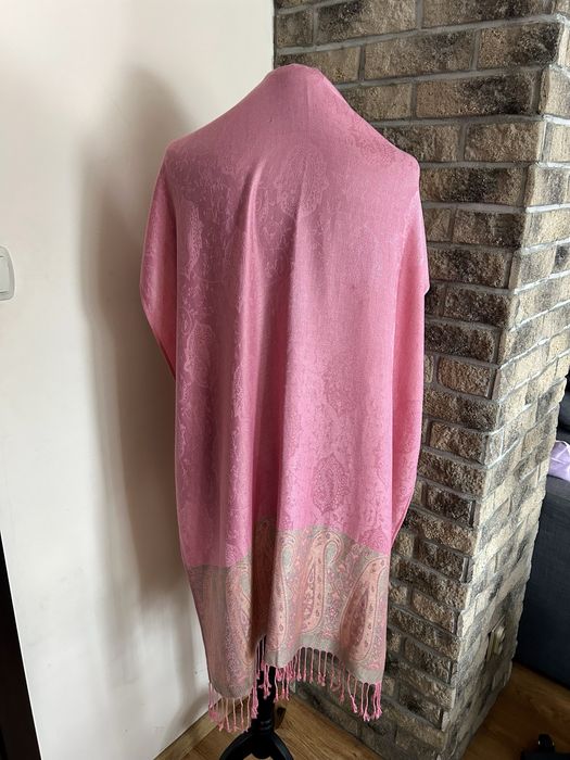 Kaszmirowy szal różowy duży kaszmir piękny kobiecy