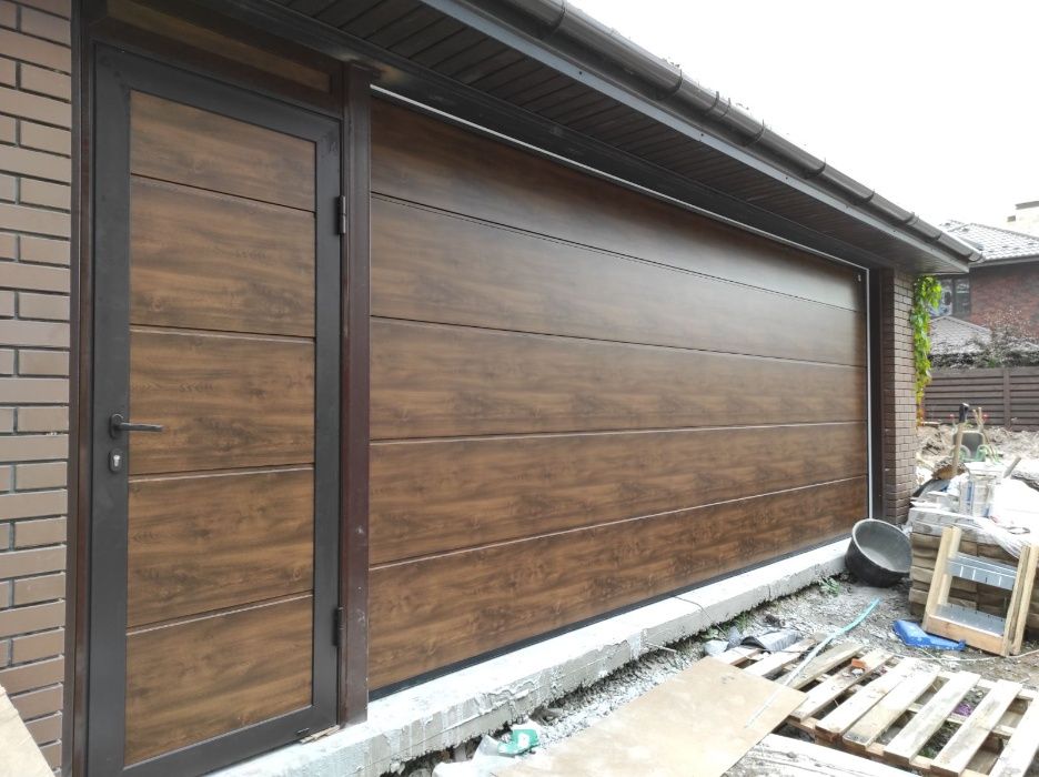 Секційні ворота Алютех Nova для будь-якого гаража з гарантією!