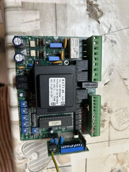 Placa motor deslizante