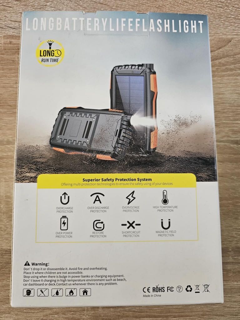 Powerbank z ładowaniem słonecznym
