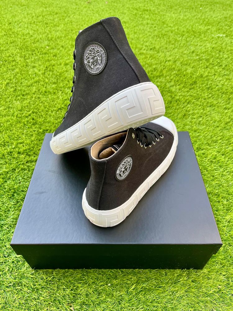 Sneakers VERSACE NOVOS!! Luxo