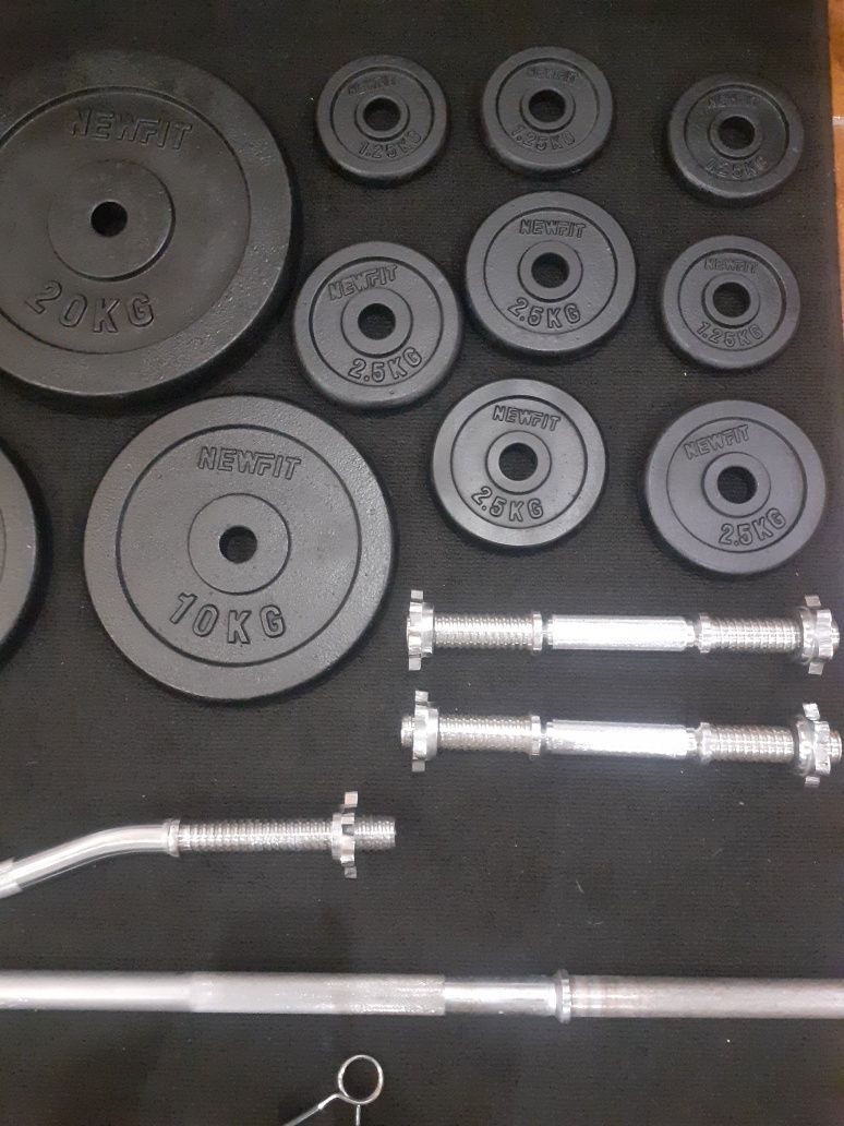 Barras e discos de musculação