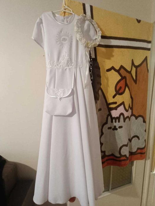 Sprzedam sukienkę komunijną