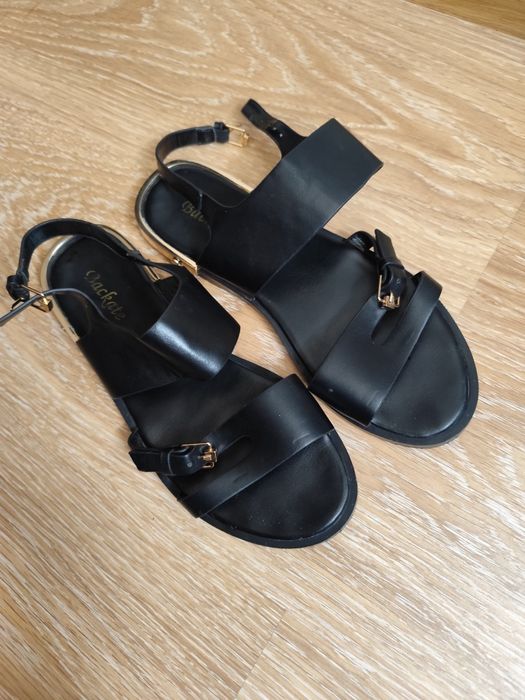 Босоніжки сандалі шкіряні чорні