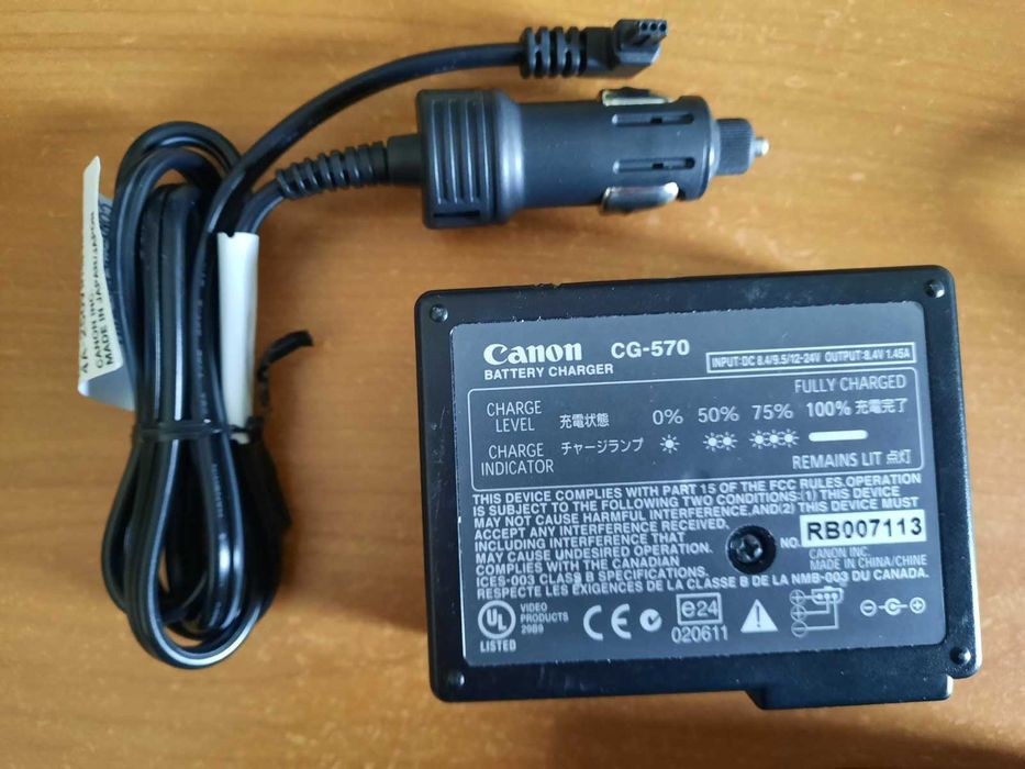 Зарядний пристрій, кабель живлення, акумулятор для фотоапарата Canon