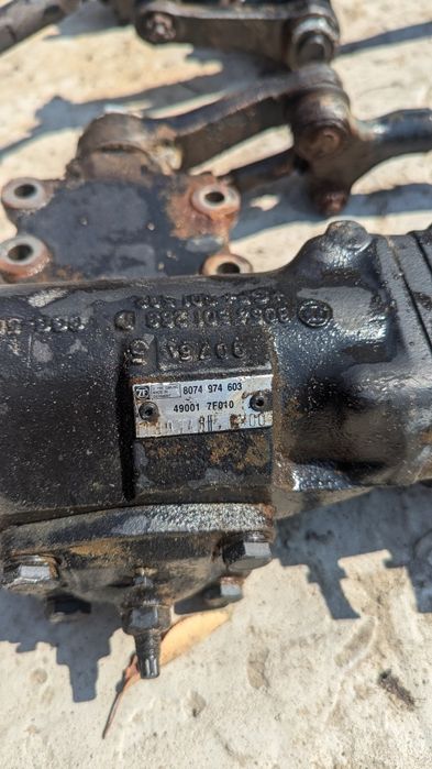 Гідропідсилювач рульова колонка nissan terrano 2 49001 7F010