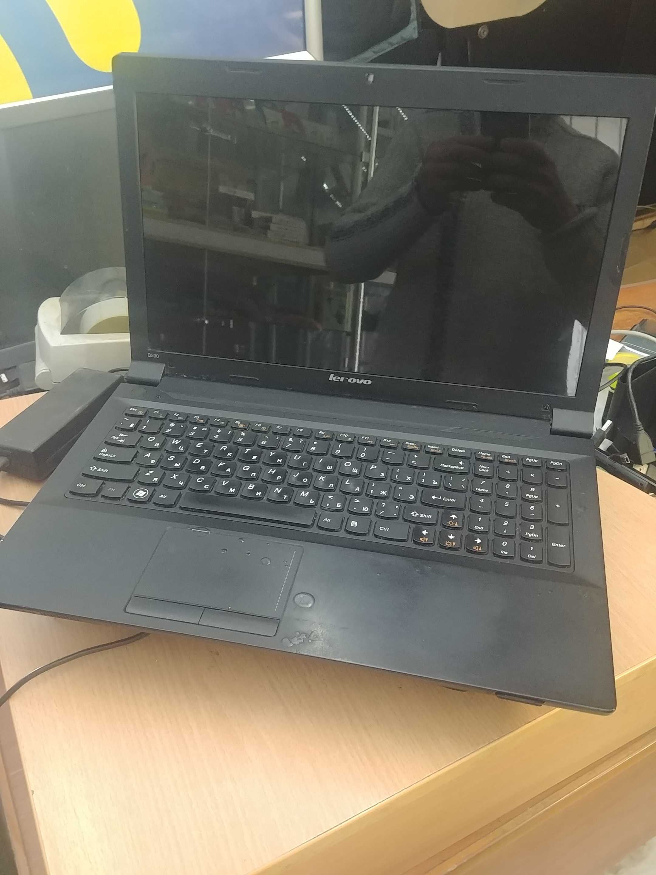 Ноутбук Lenovo B590