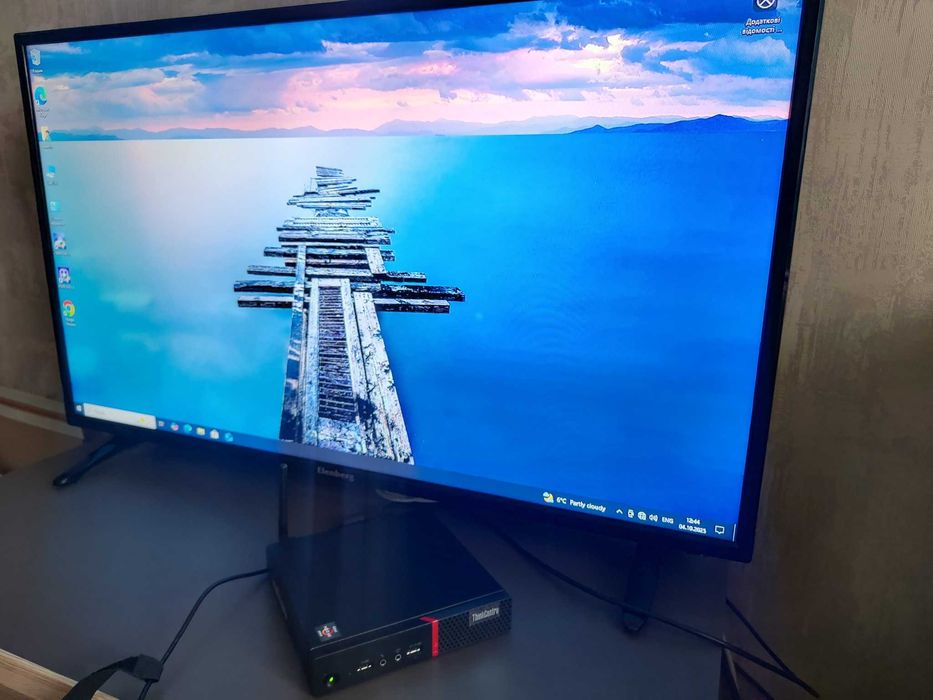 Lenovo M715q Ryzen 5 Pro 2400GE RAM 8GB SSD 256GB Windows 10 Pro