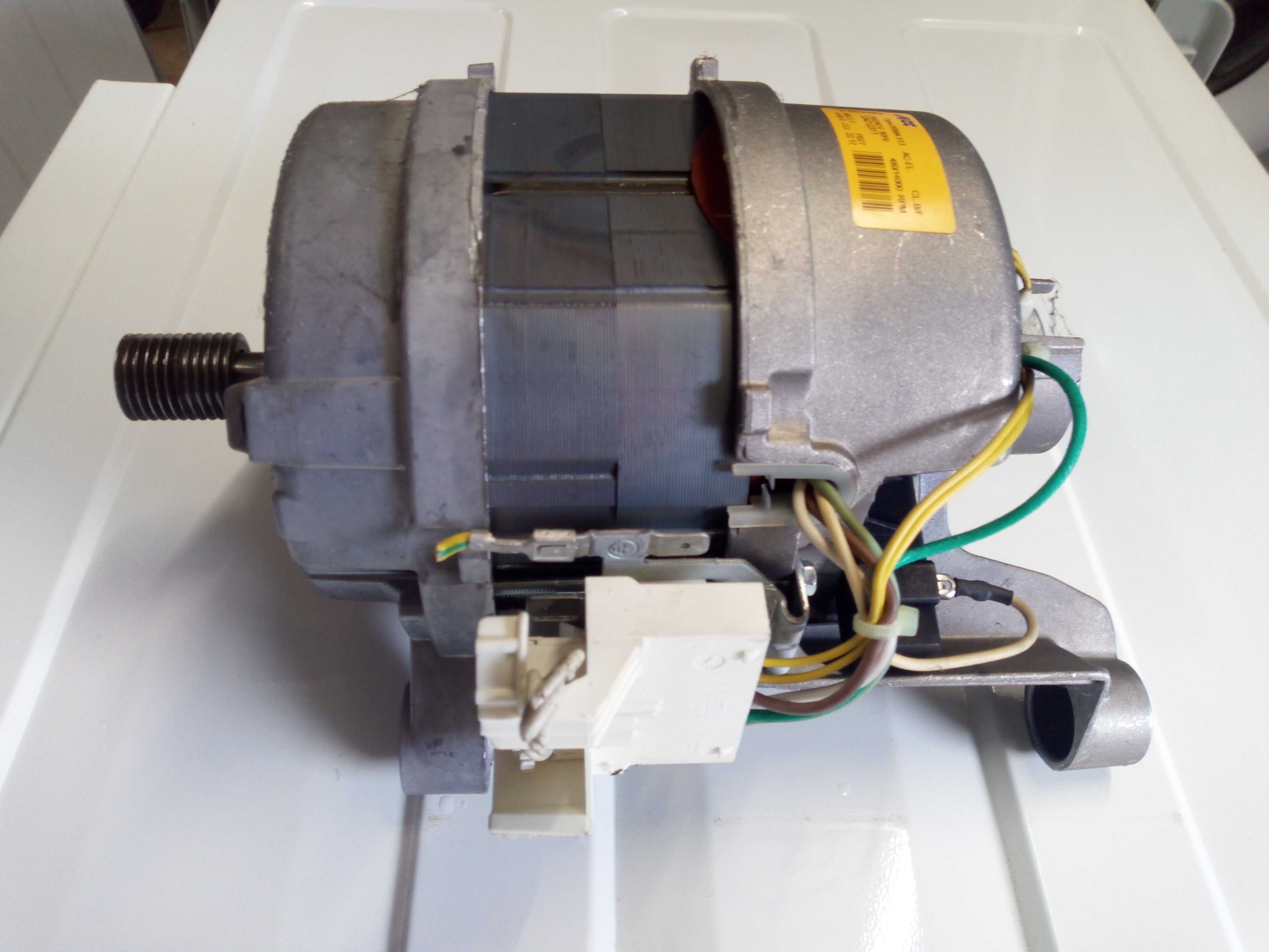 silnik napędowy do pralki Electrolux  acc 20584.513 motor