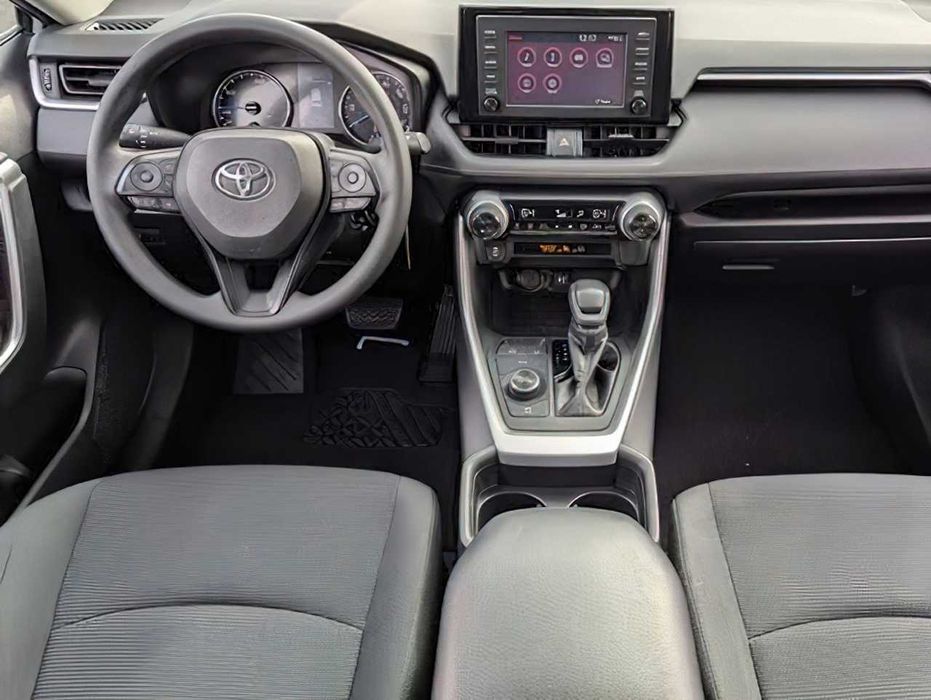 Toyota RAV4 Hybrid LE      2019