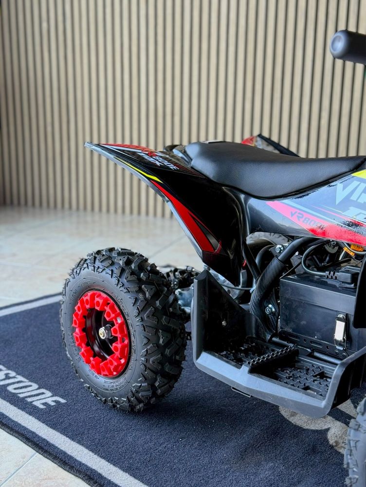TOX Viper VR800 E Mini Moto 4