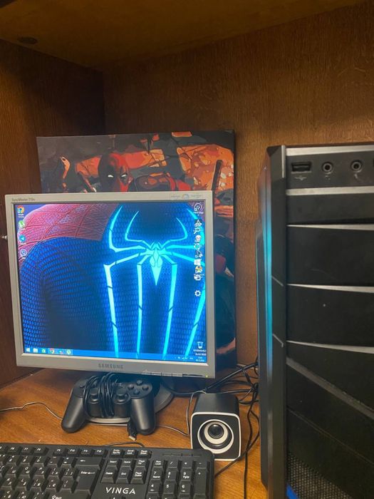 Терміново ігровий пк в комплекті.