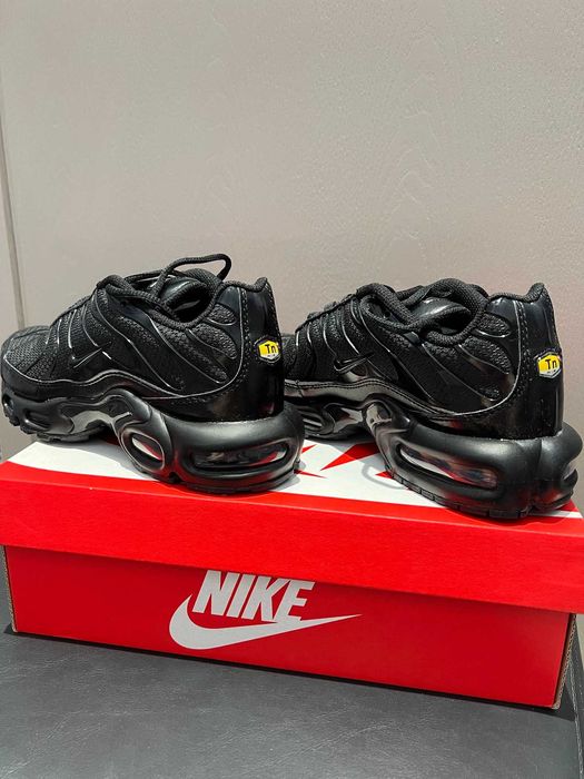 Buty Trampk Nike Air Max TN Black R.40