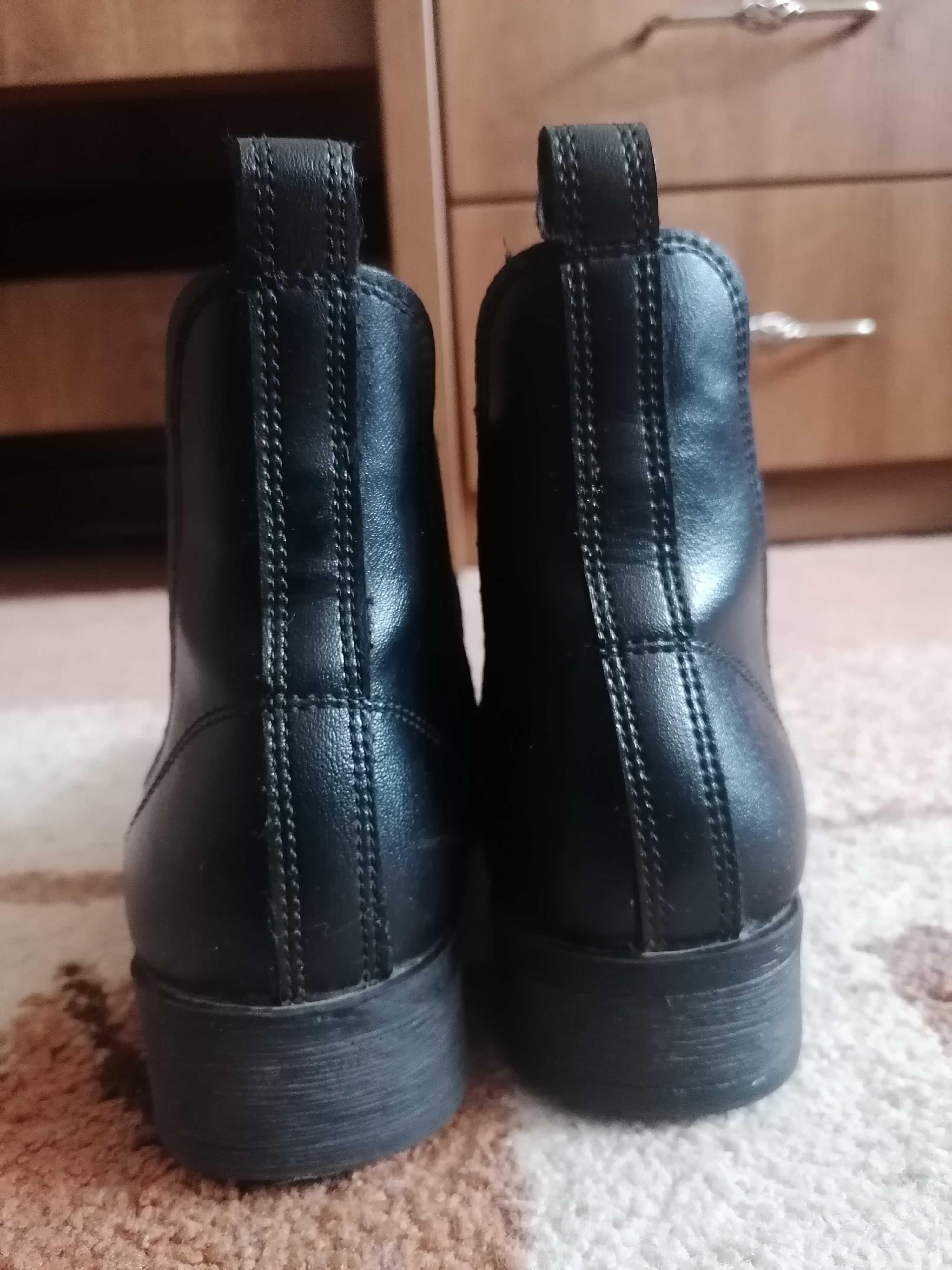 Buty jeździeckie sztyblety dziecięce Cavallino rozm. 31