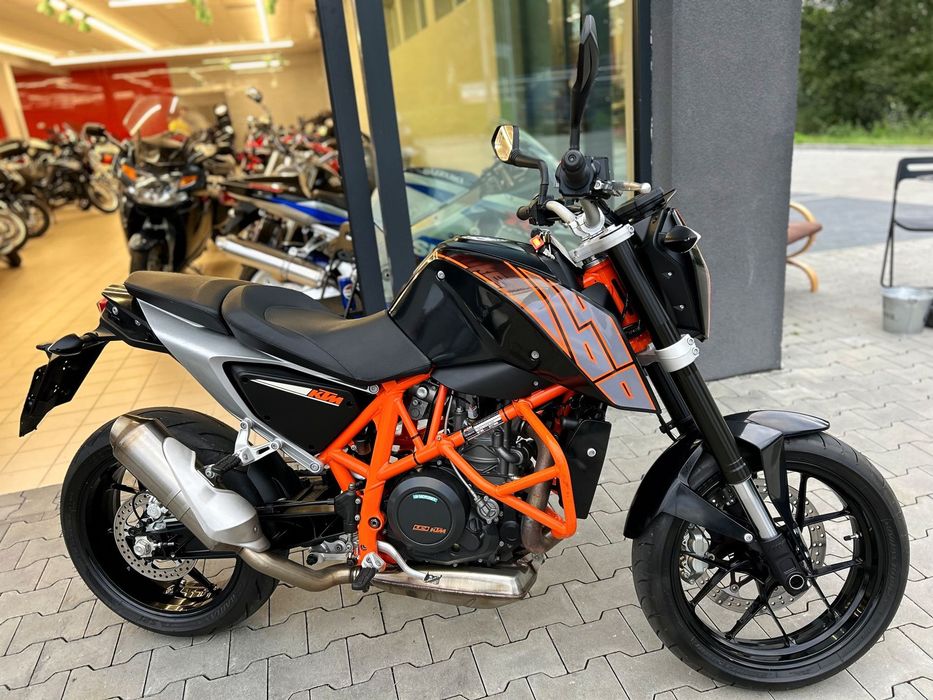 KTM Duke KTM Duke 690 ABS po serwisie NOWE OPONY i NAPĘD Bez wkładu / prawo A2
