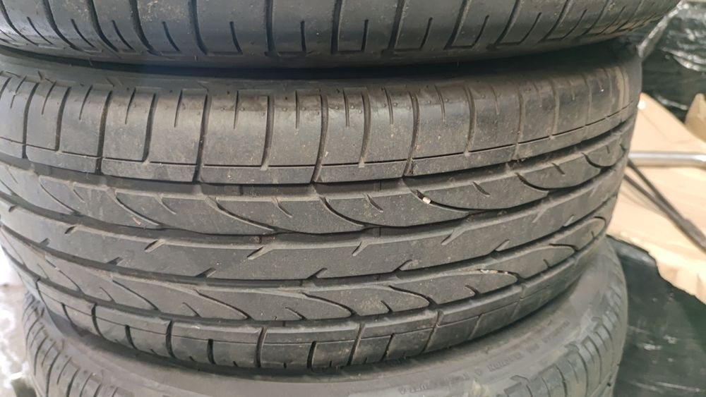 Opony letnie 235/45/19 Bridgestone Dueler RFT run flat j.nowe komplet