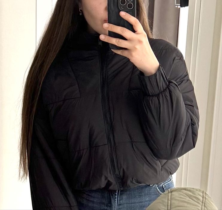 Куртка - бомбер чорна жіночя розмір L