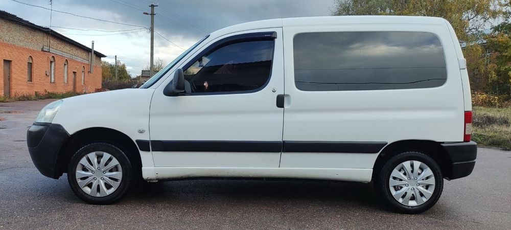 Продам Peugeot Partner. 2.0 дизель