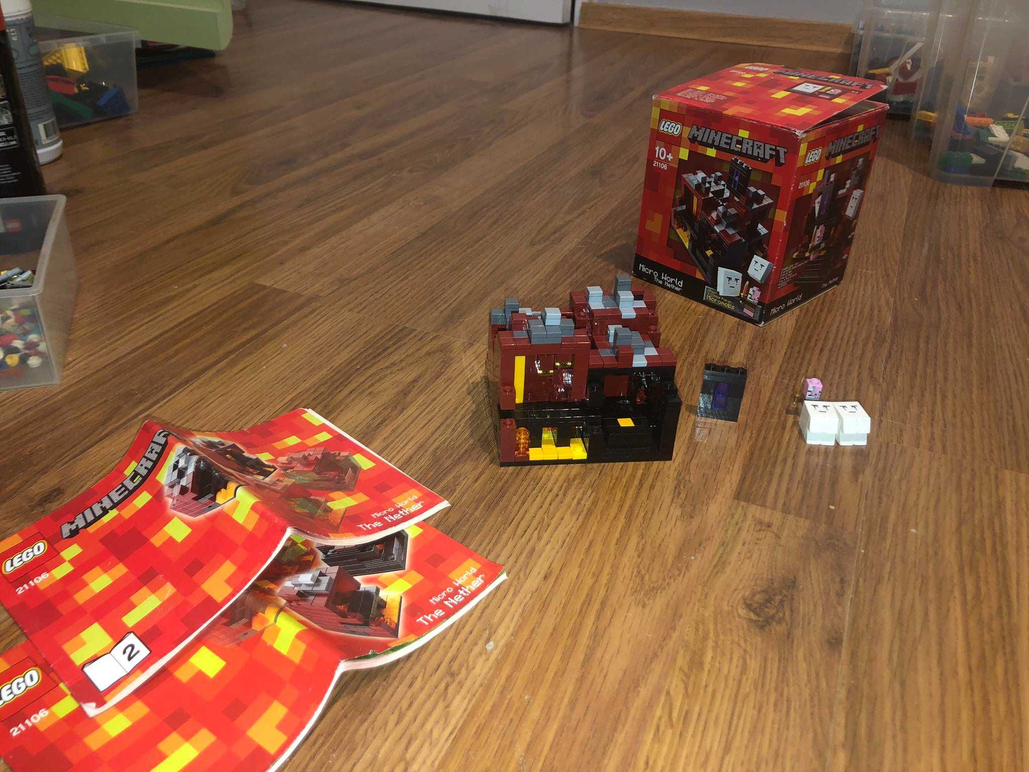 Lego Minecraft Micro World Nether 21106