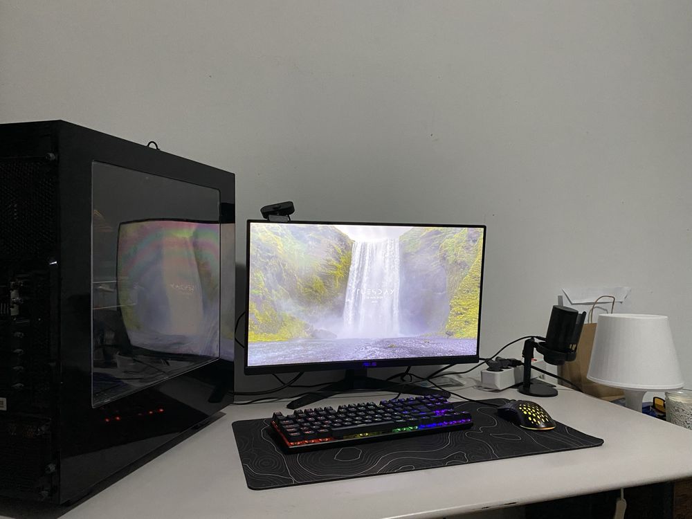 PC Gamer | GTX 1660 SUPER | I3-12100f |