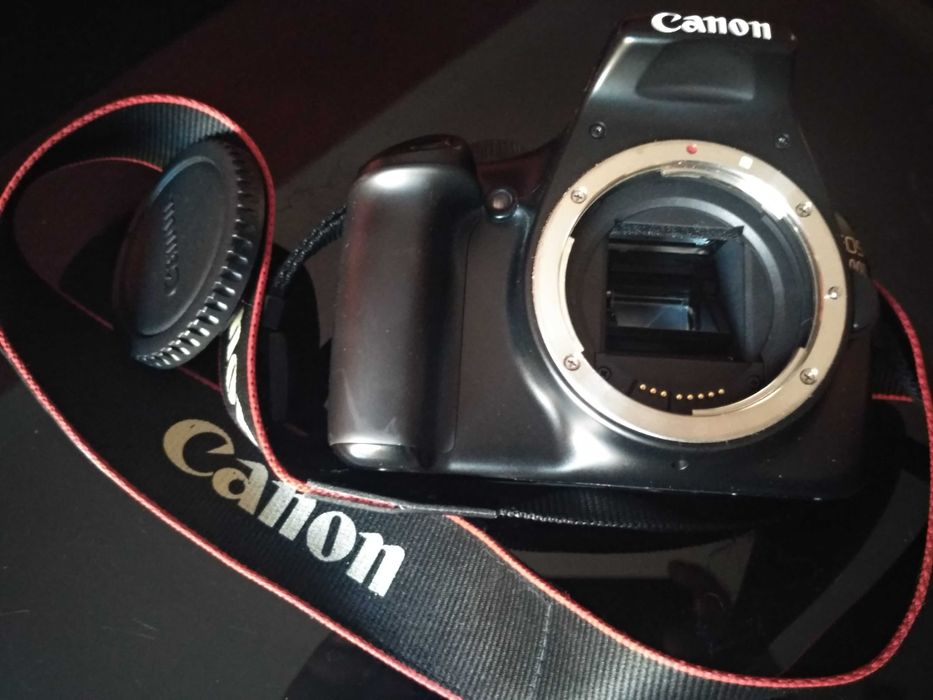 Canon EOS 1100D impecável com acessórios | Oferta do tripé
