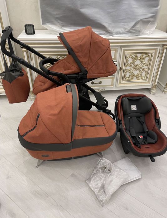 Коляска peg-perego 3 в 1 теракот, в гарному стані