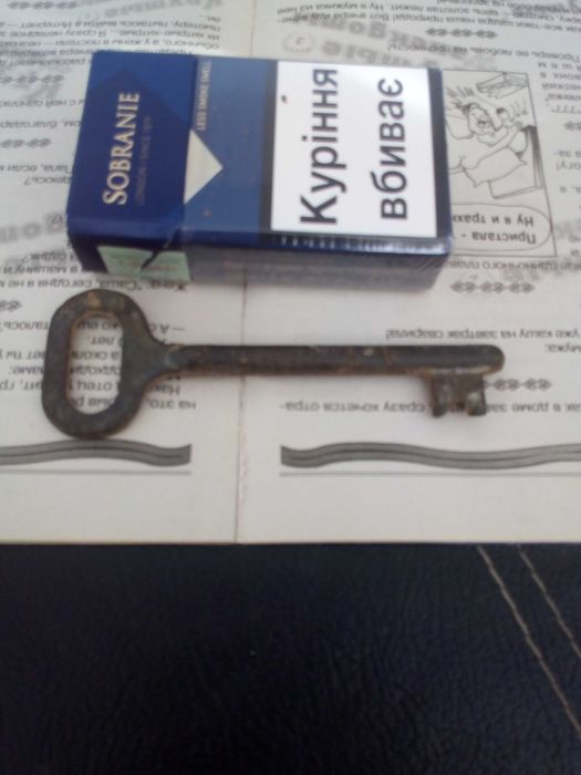 Продам старинный ключ.