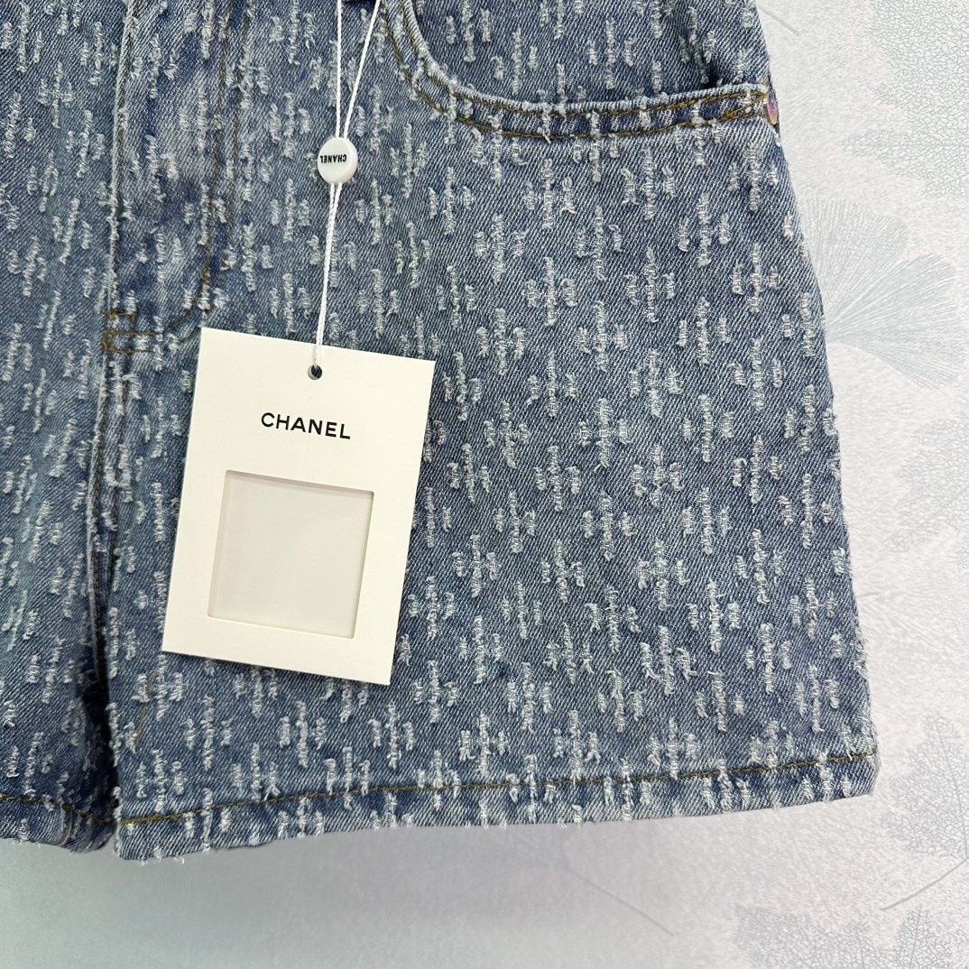 CHANEL® Luksusowe spodnie CC® jeansowe spodenki szorty jeansy