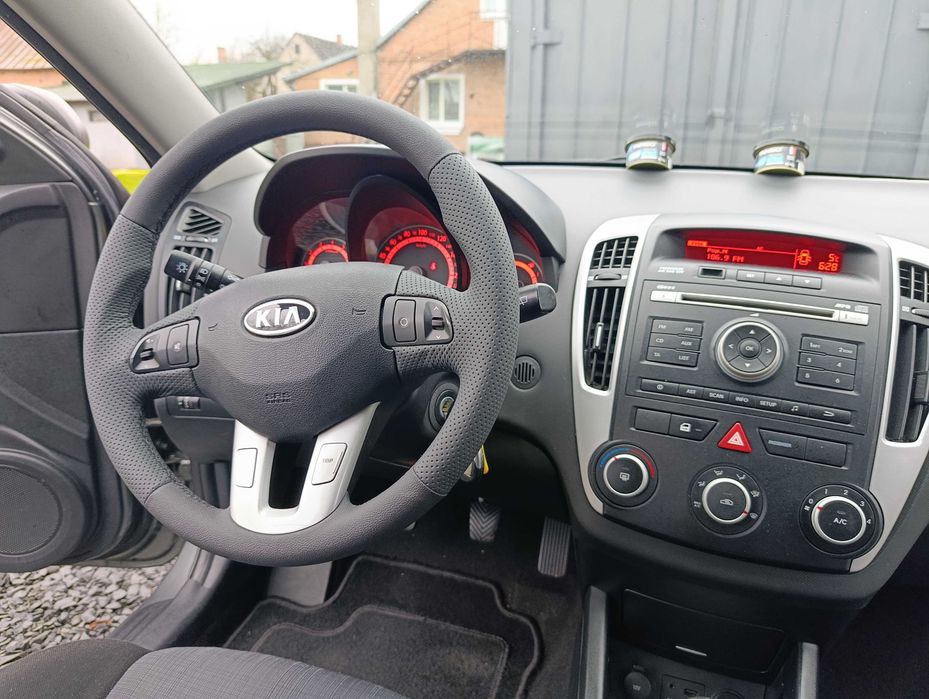 Продам Kia Ceed 2011р.в 1.4 Бензин. Авто Свіжопригнане з Німетчини.