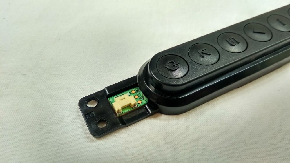 Кнопки управління від телевізора LG Smart TV Cinema 3D Model: 47LA660S