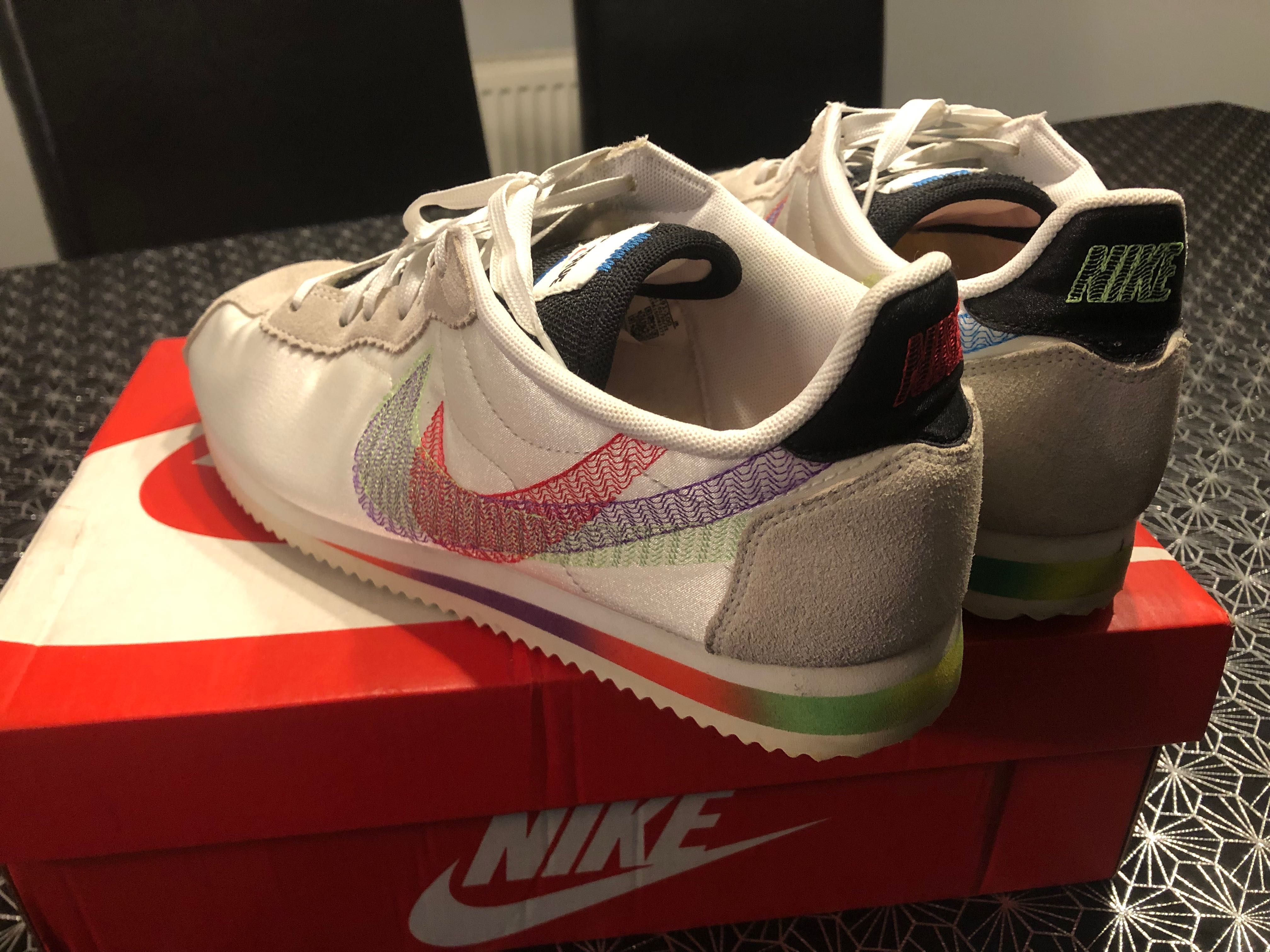 Nike Cortez 44 BE TRUE