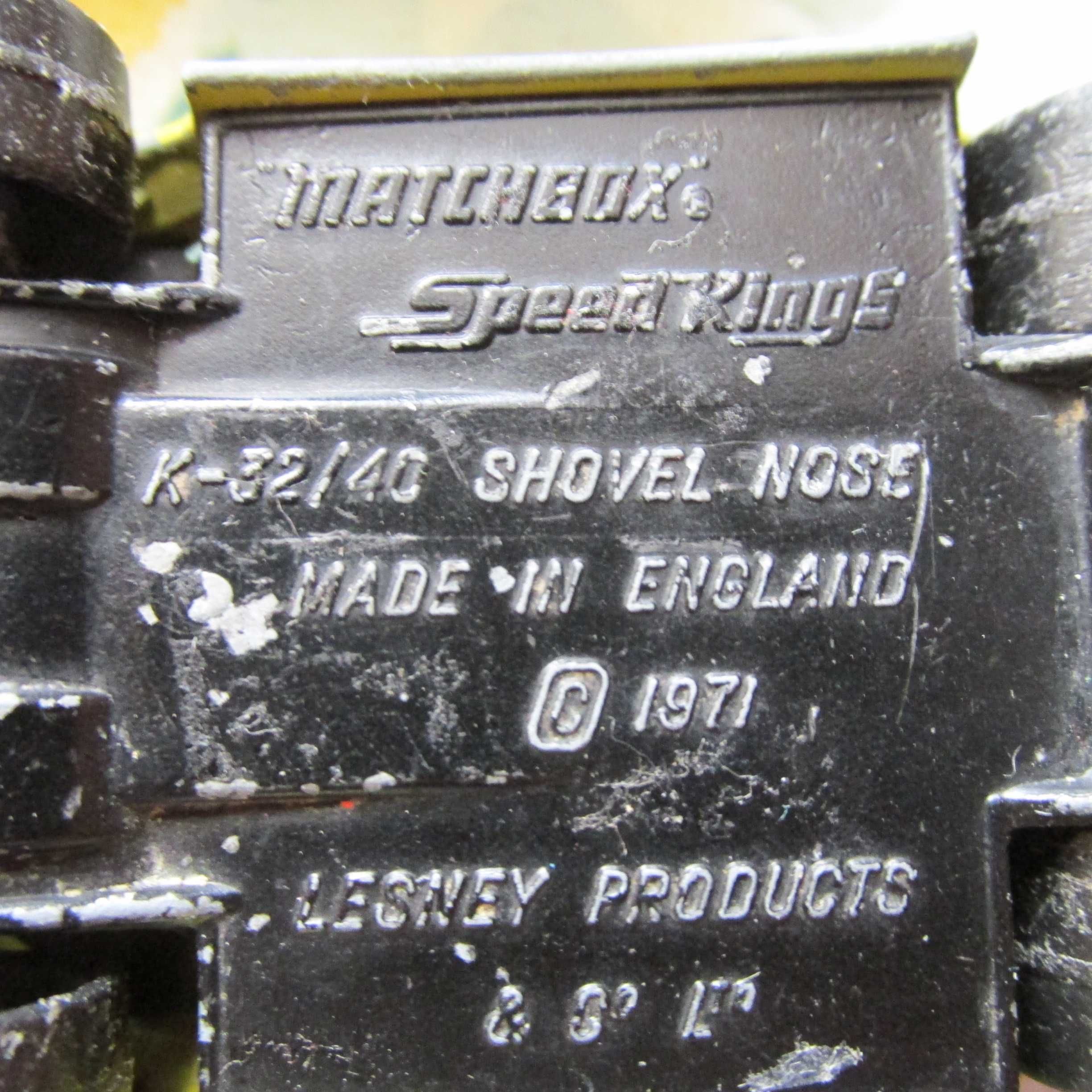 Resoraki Stare -Matchbox Shovel Nose 1971- i -Burago Ferrari Gto 1/43