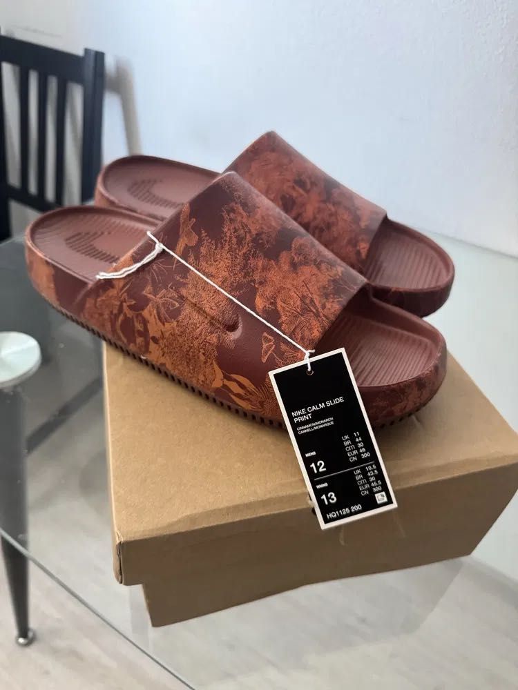 Шльопанці Nike Calm Printed